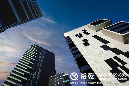 可持續(xù)發(fā)展，綠色低碳，無(wú)廢城市，高質(zhì)量發(fā)展，保護(hù)環(huán)境