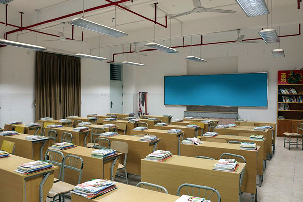 智能照明能夠解決教室長(zhǎng)明燈的哪些問(wèn)題？(圖1)