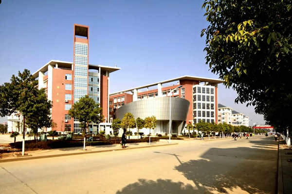 高校水電能耗浪費(fèi)嚴(yán)重，能源管理意識(shí)有待提高！(圖1)